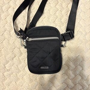 Vera Bradley cross body phone bag. NWOT.
